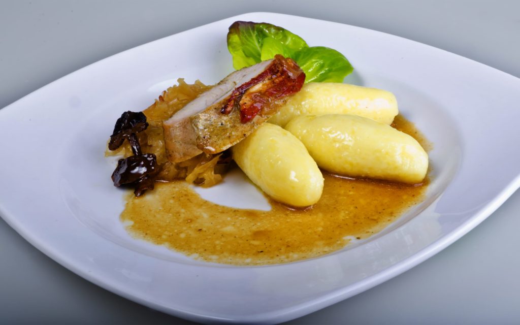 Scandinavian Recipe For Norwegian Potato Dumplings (Komle/Raspeball)